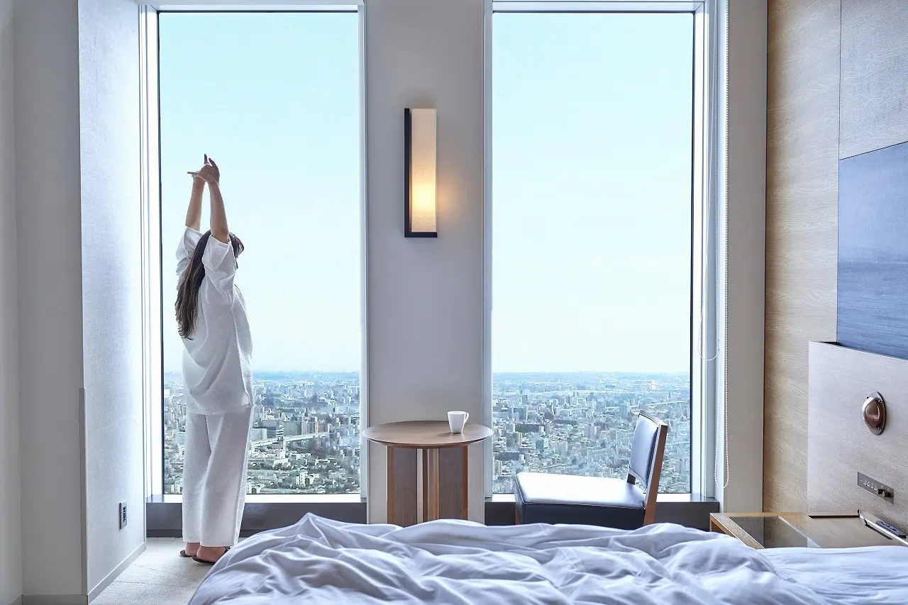 名古屋プリンスホテル スカイタワー広告 出演写真1